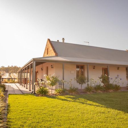 Brockenchack Vineyard Bed & Breakfast Mount McKenzie Exterior photo